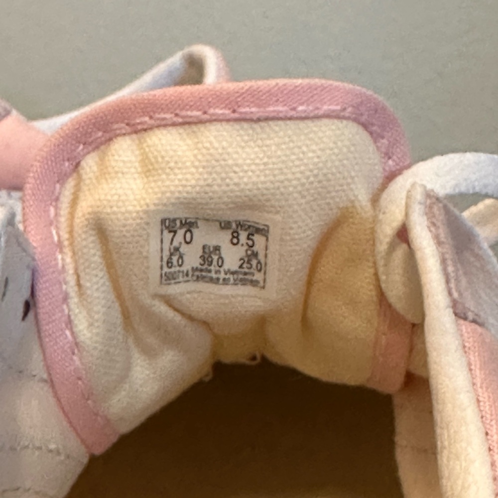 Vans Old School shoes. - Picture 3 of 3